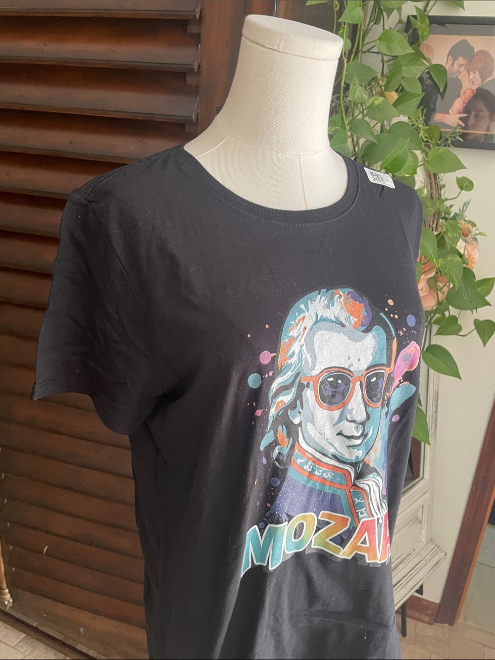 New Rocker Mozart Tee Black Women’s Medium Custom Musician - Picture 3 of 9